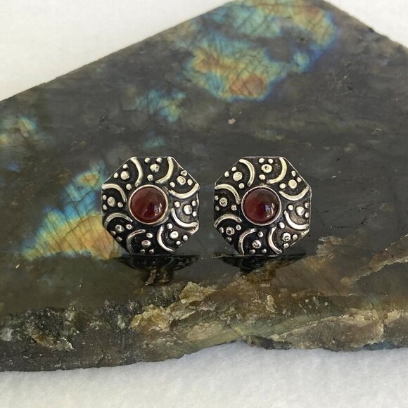 Oxidized Sterling Silver 925 Hollow Carnelian Glass Cabochon Stud Earrings - Picture 1 of 16
